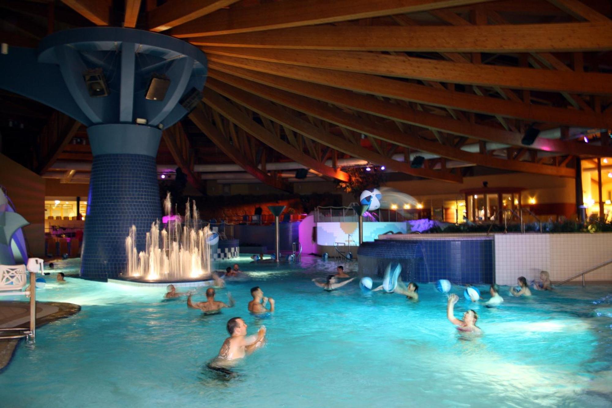 Ferienpark Templin Direkt Neben Der Naturtherme Exterior foto